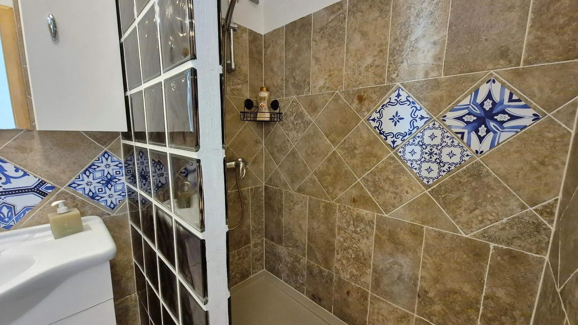 Apartment Villa Avekalu Opric Croatia